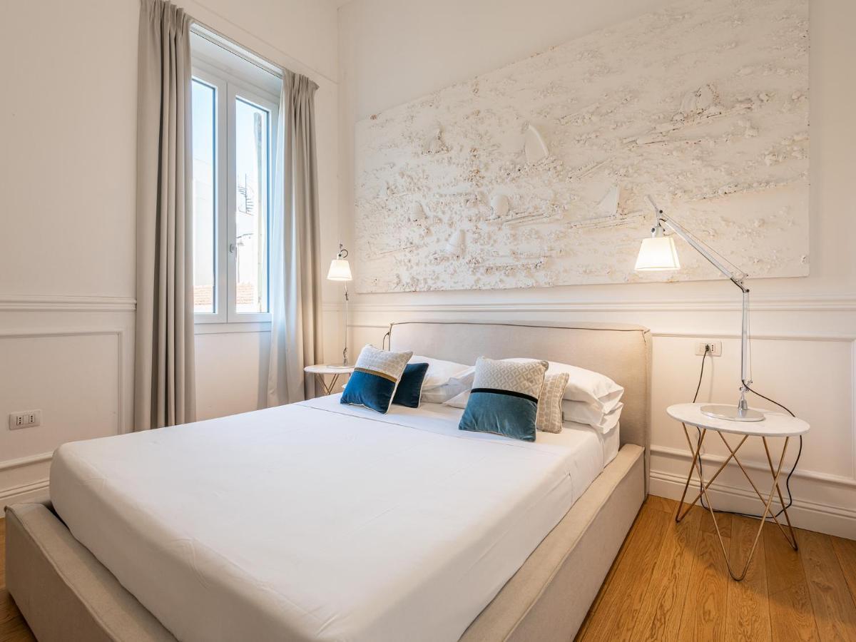Pley Boutique Del Centro Hotel Cagliari Bagian luar foto