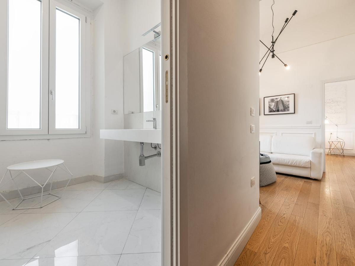 Pley Boutique Del Centro Hotel Cagliari Bagian luar foto