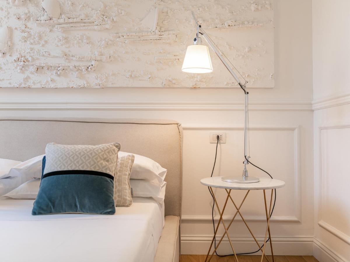 Pley Boutique Del Centro Hotel Cagliari Bagian luar foto