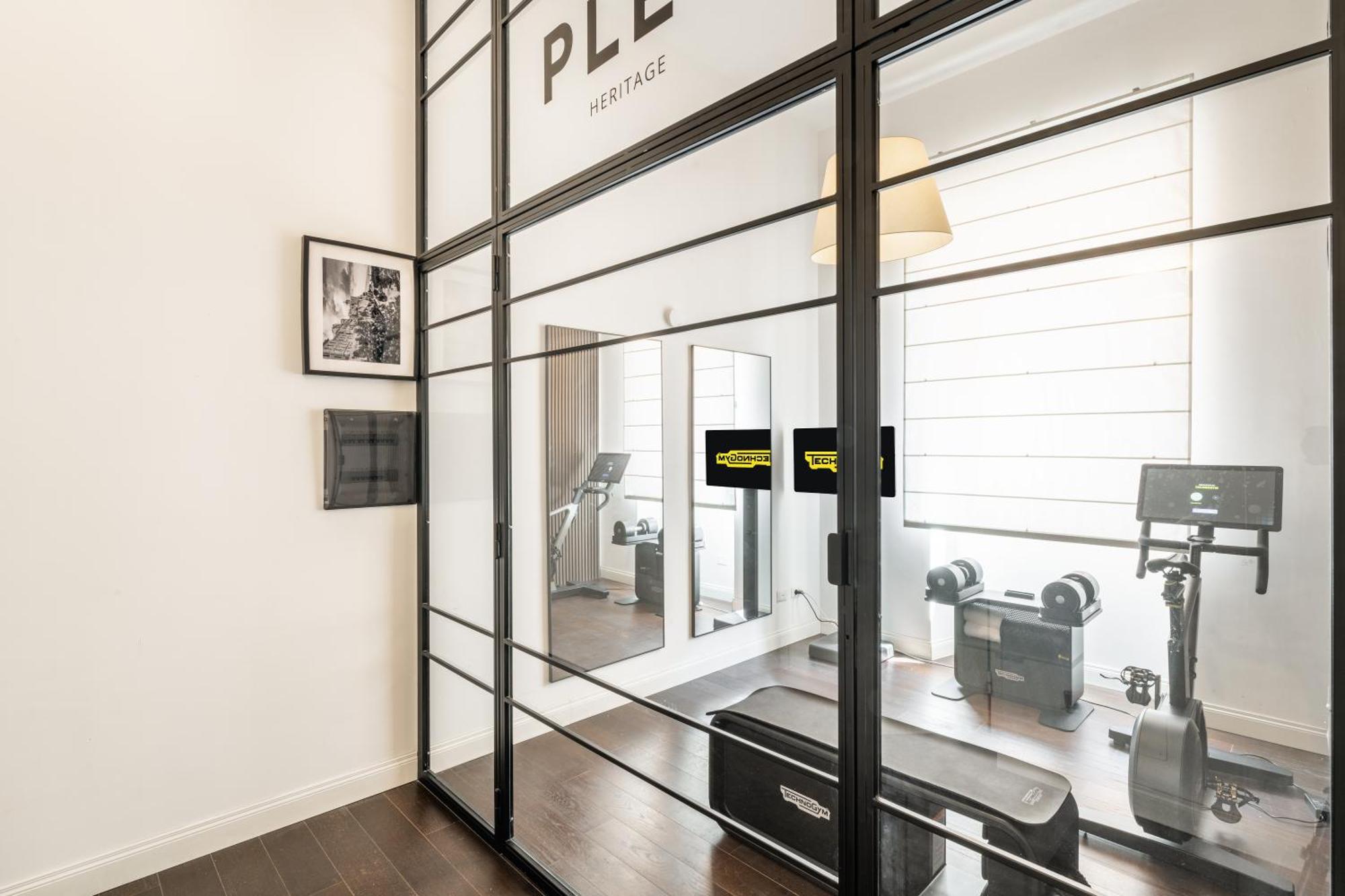 Pley Boutique Del Centro Hotel Cagliari Bagian luar foto
