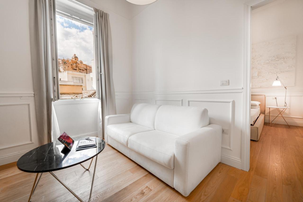 Pley Boutique Del Centro Hotel Cagliari Bagian luar foto